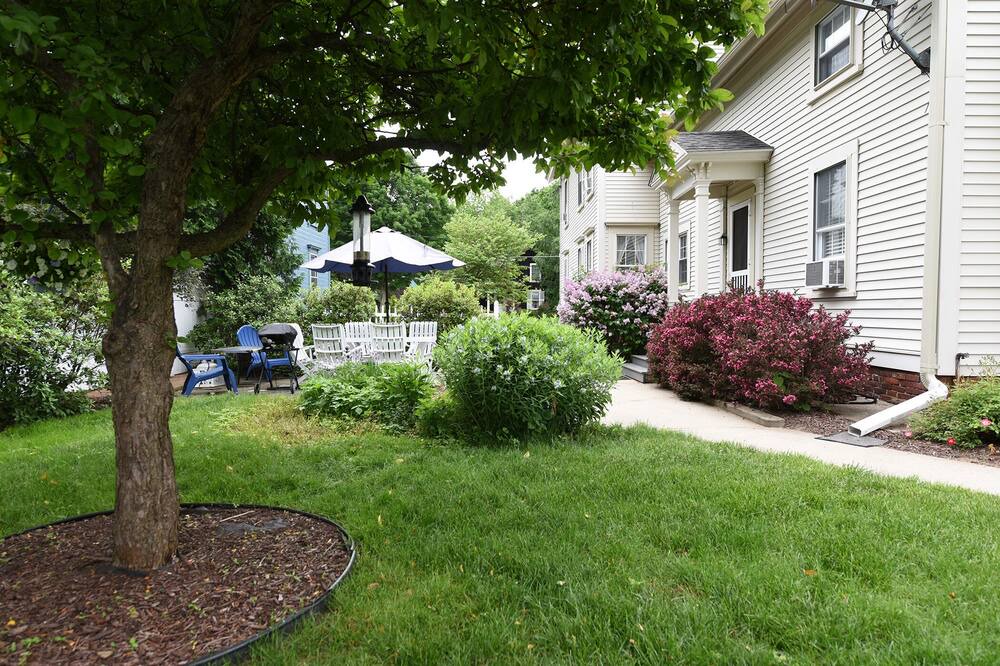 Photo of Outdoor in Greenfield