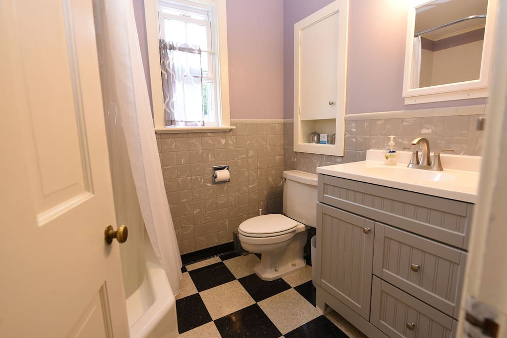 Photo of Bathroom in Greenfield