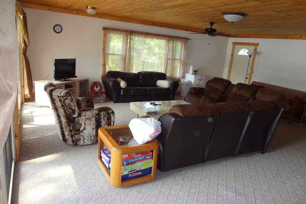 Photo of Livingroom in Hastings