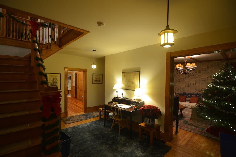 Photo of Livingroom in Montgomery Center