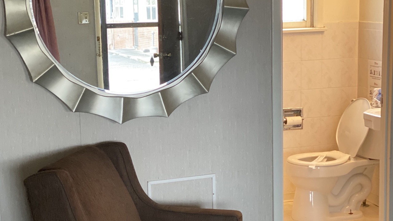 Photo of Bathroom in Raton