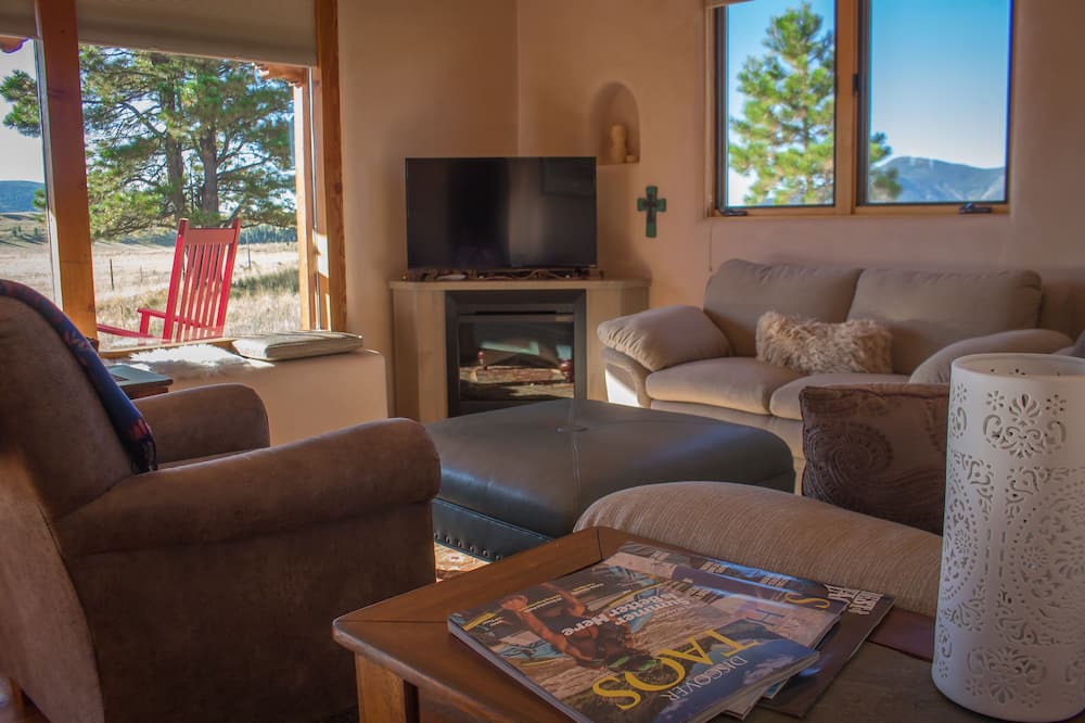 Photo of Livingroom in Angel Fire