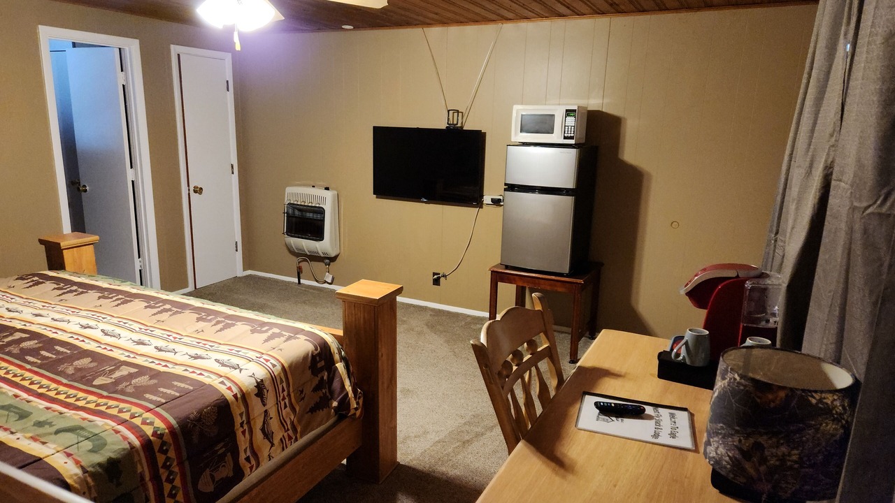 Photo of Bedroom in Eagle Nest