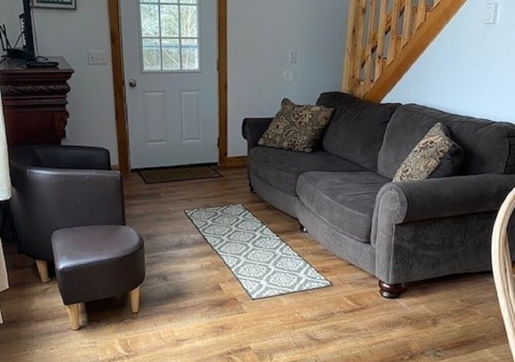 Photo of Livingroom in Town of Clifton