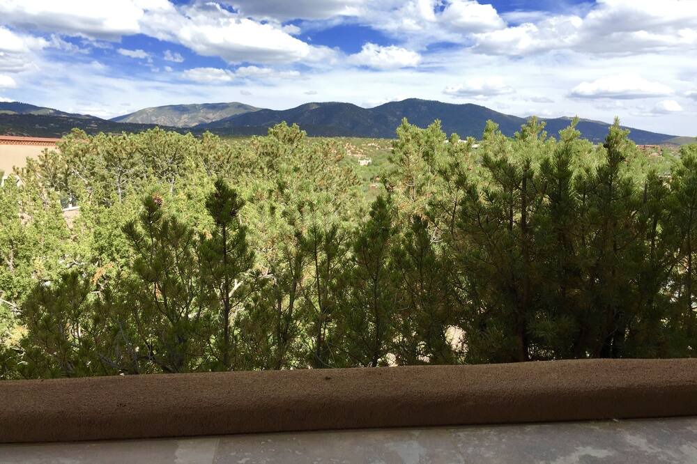 Photo of Others in Northeast Santa Fe