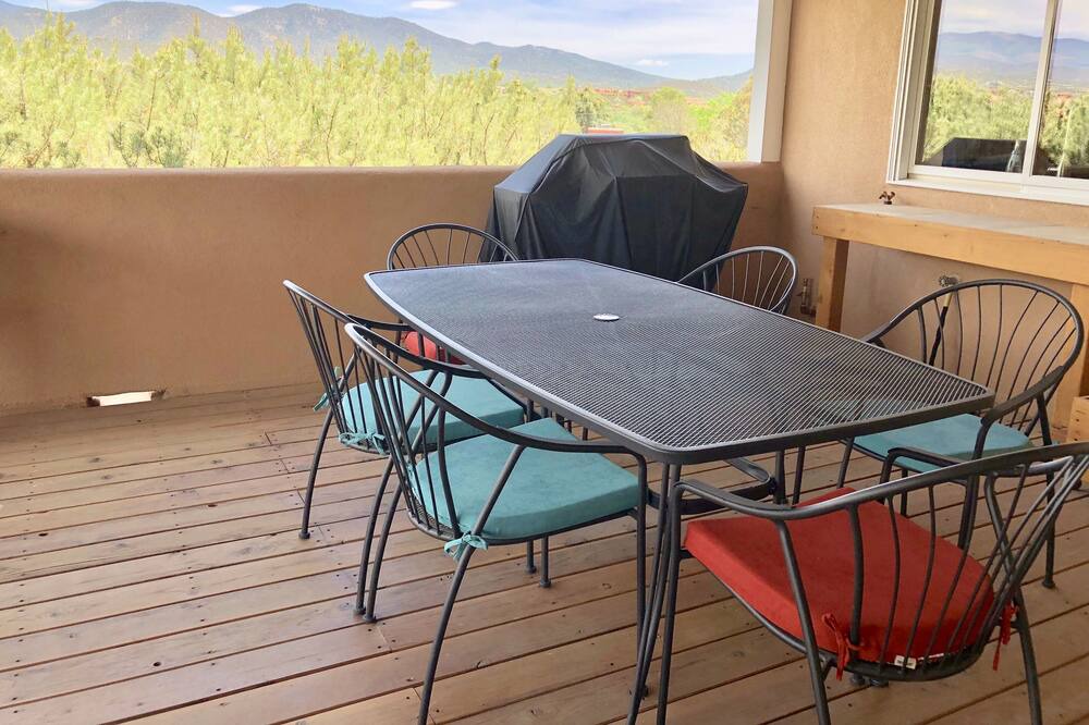 Photo of Patio Balcony in Northeast Santa Fe