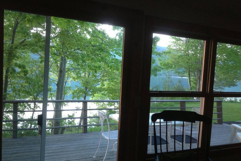 Photo of Patio Balcony in Silver Bay