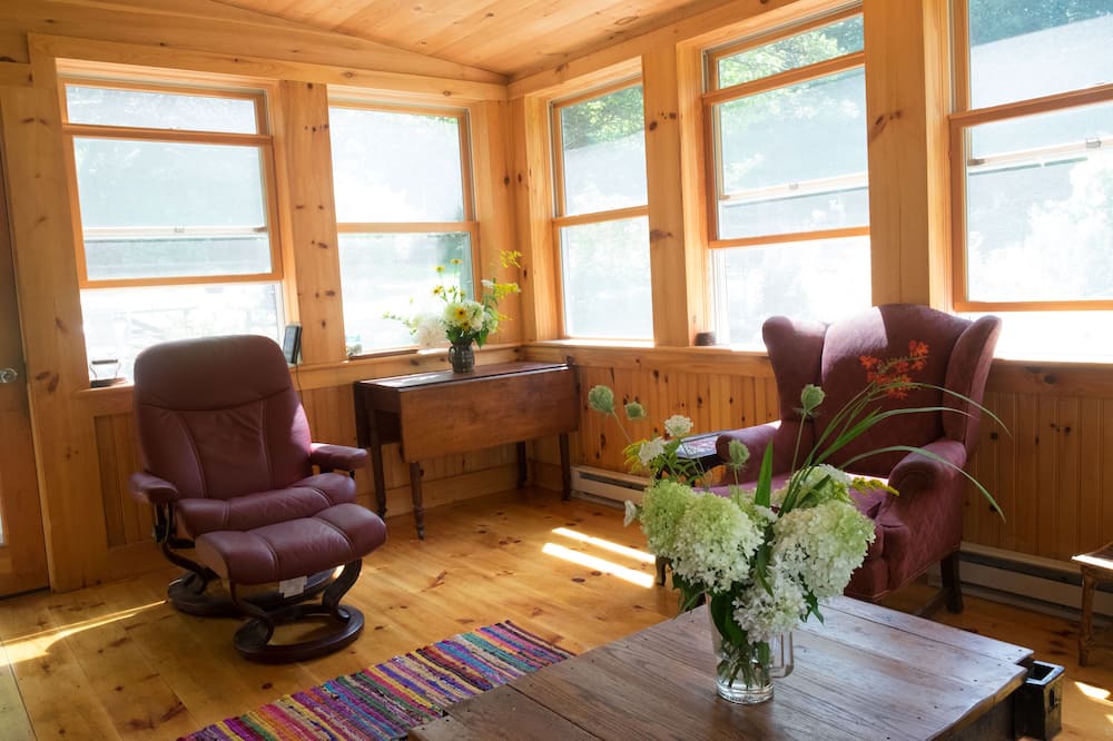 Photo of Livingroom in Glendale