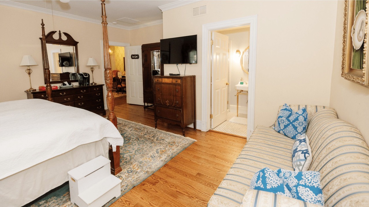 Photo of Bedroom in Glen Allen