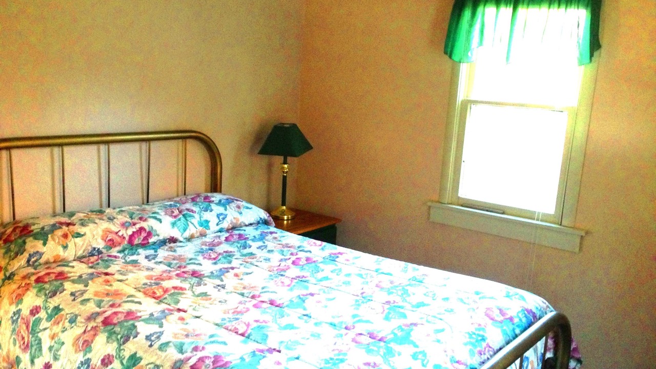 Photo of Bedroom in Gordon