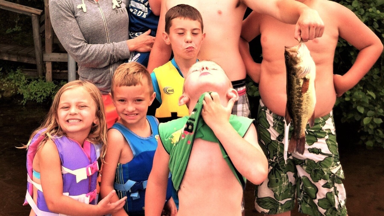 Photo of Others in Gordon
