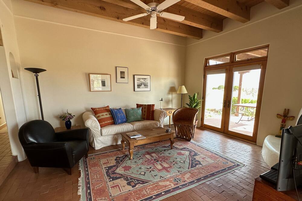 Photo of Livingroom in Eldorado at Santa Fe