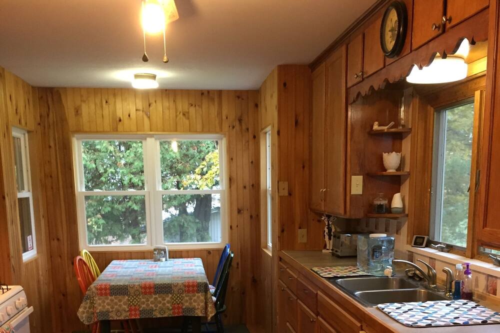 Photo of Bedroom in South Rutland