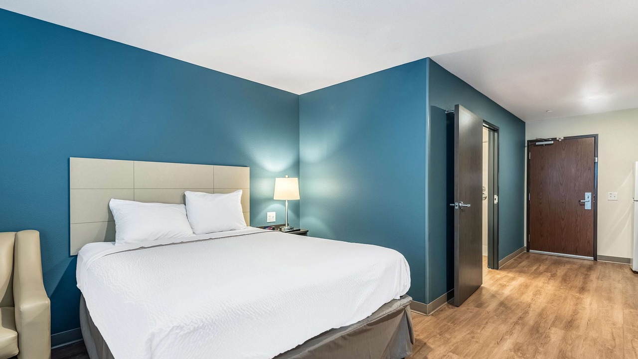Photo of Bedroom in Mendota Heights