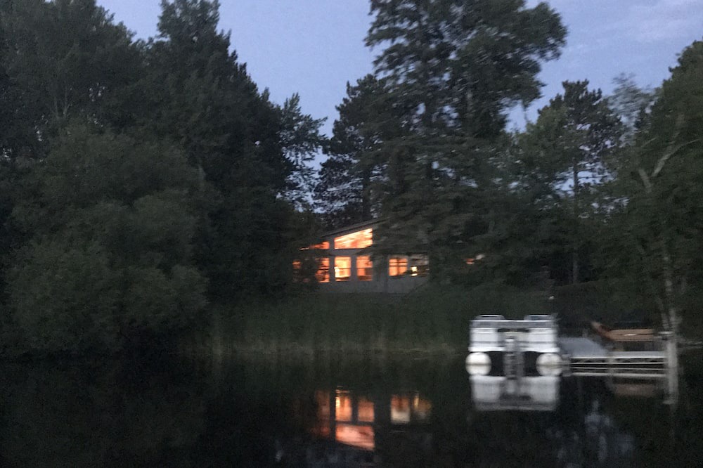 Photo of Outdoor in Melrude