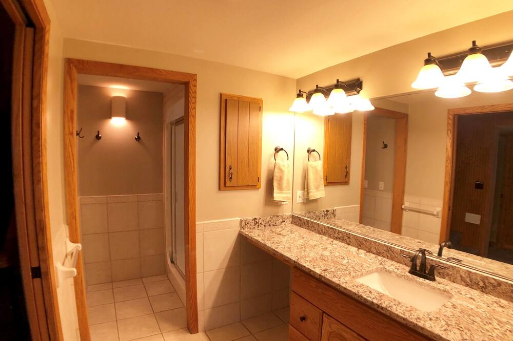 Photo of Bathroom in Amery