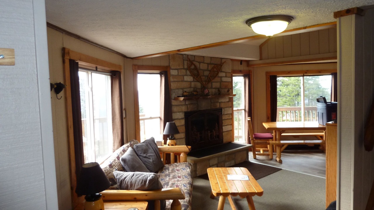 Photo of Livingroom in Snowshoe