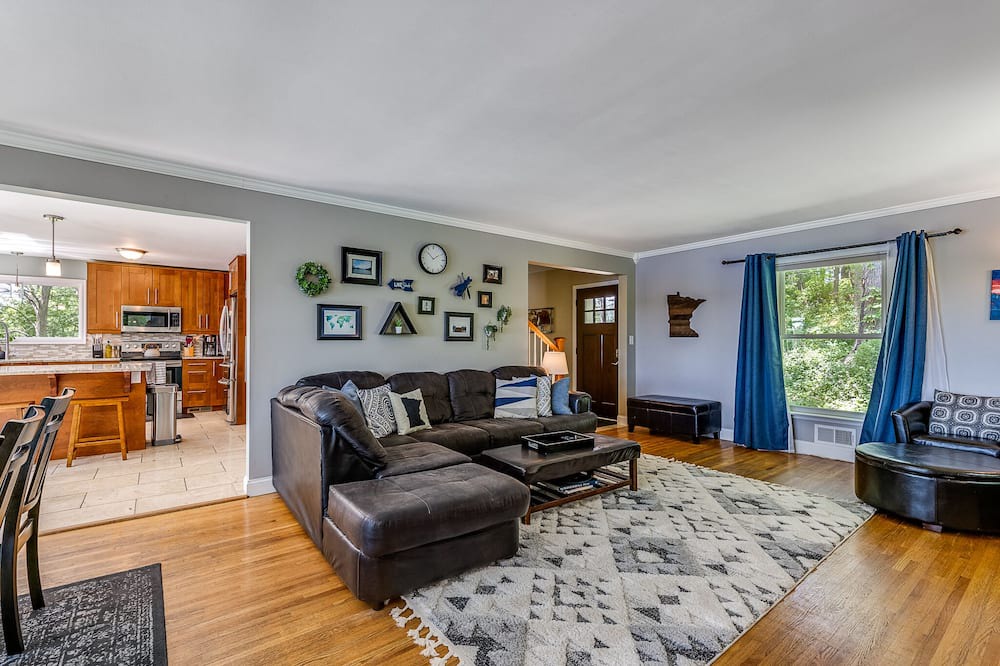 Photo of Bedroom in Inver Grove Heights