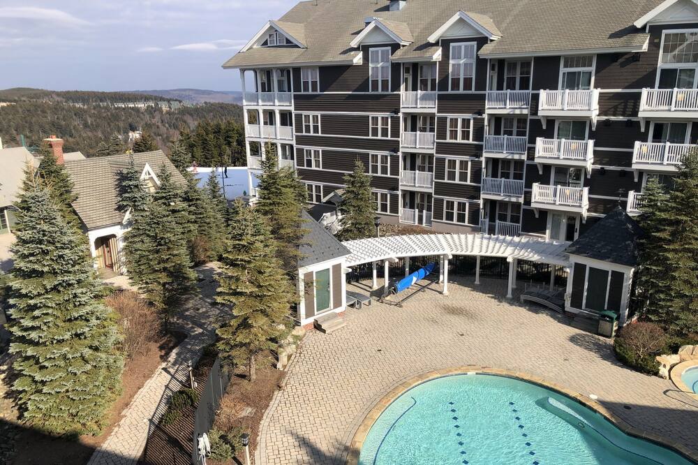 Photo of Patio Balcony in Snowshoe