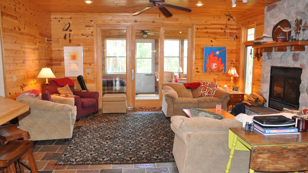 Photo of Livingroom in Minong