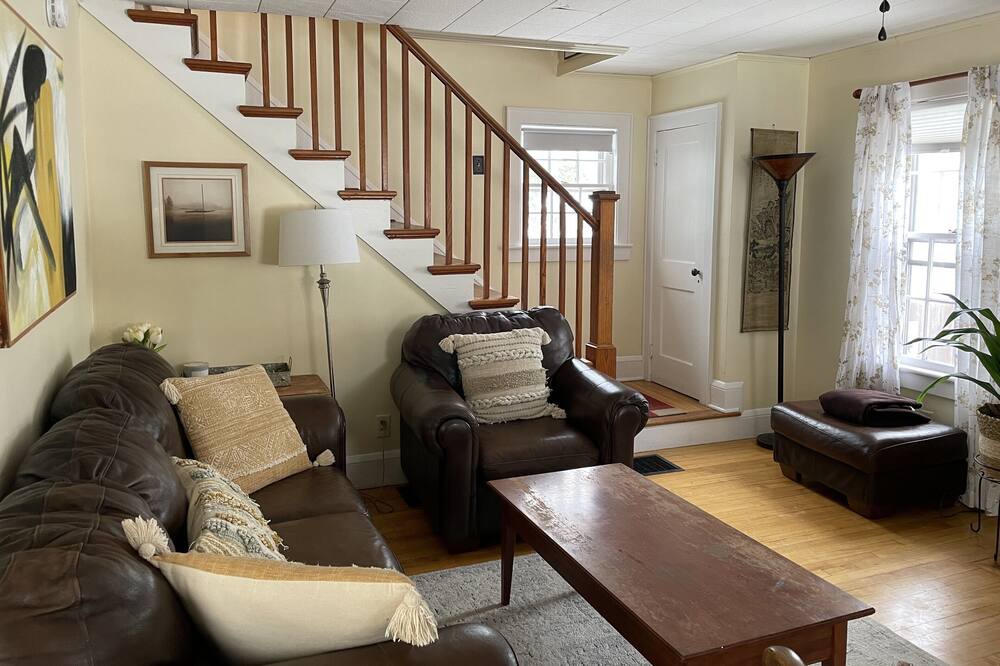 Photo of Livingroom in South End