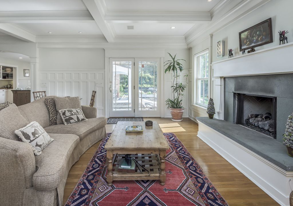 Photo of Livingroom in Redding Ridge