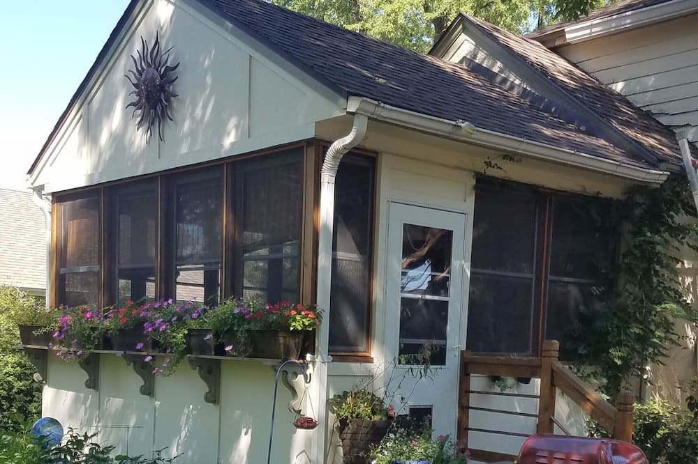 Photo of Outdoor in East Bloomington