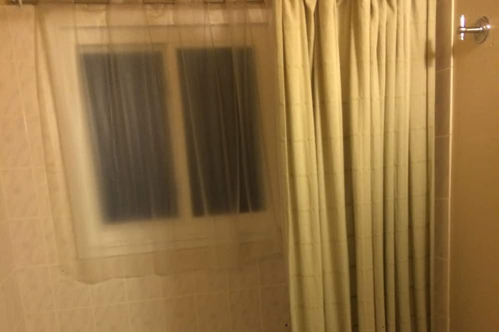 Photo of Bathroom in Wardsboro