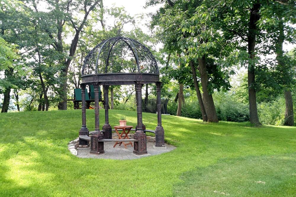 Photo of Outdoor in Hudson