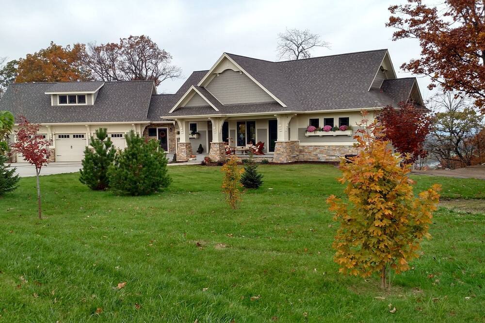 Photo of Outdoor in Hudson
