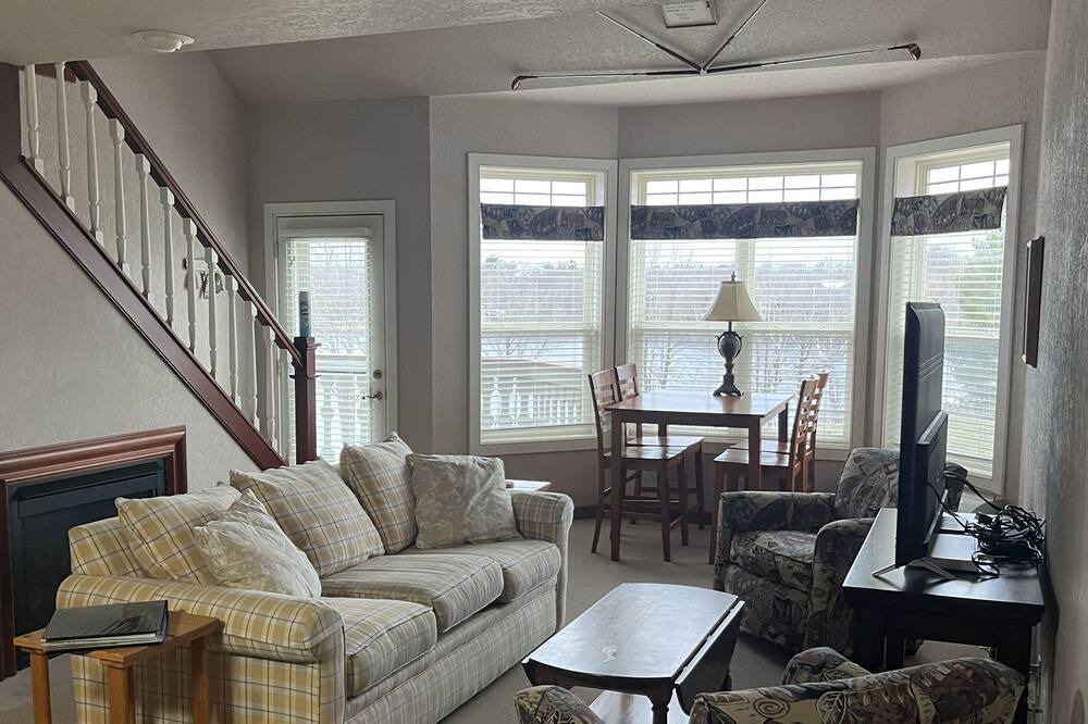 Photo of Livingroom in Birchwood