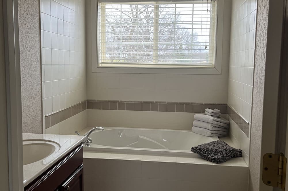 Photo of Bathroom in Birchwood
