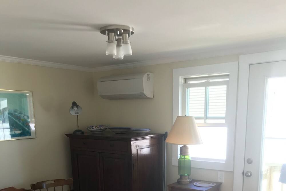 Photo of Bedroom in Seabrook