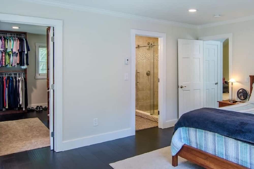 Photo of Bedroom in Quechee