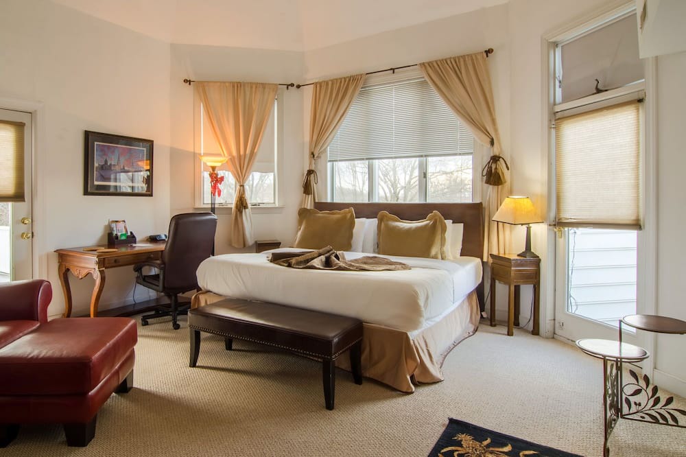 Photo of Bedroom in Harper's Choice