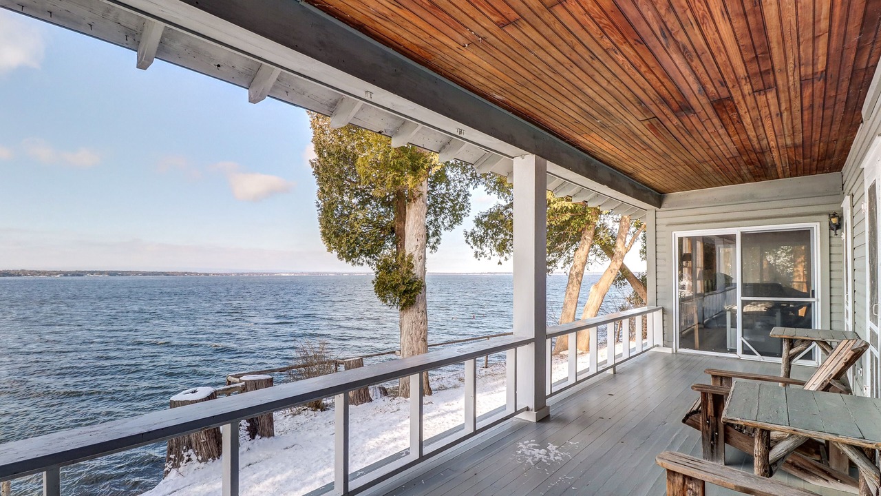 Photo of Patio Balcony in Grand Isle