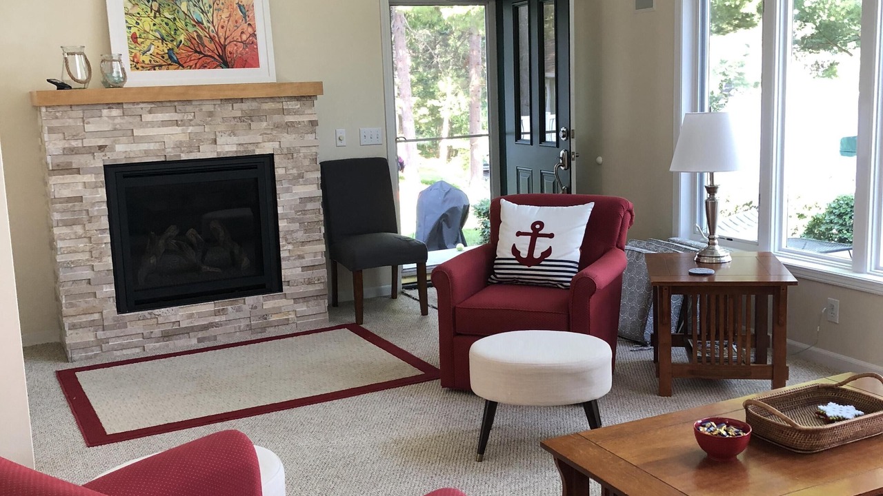 Photo of Livingroom in Holcombe