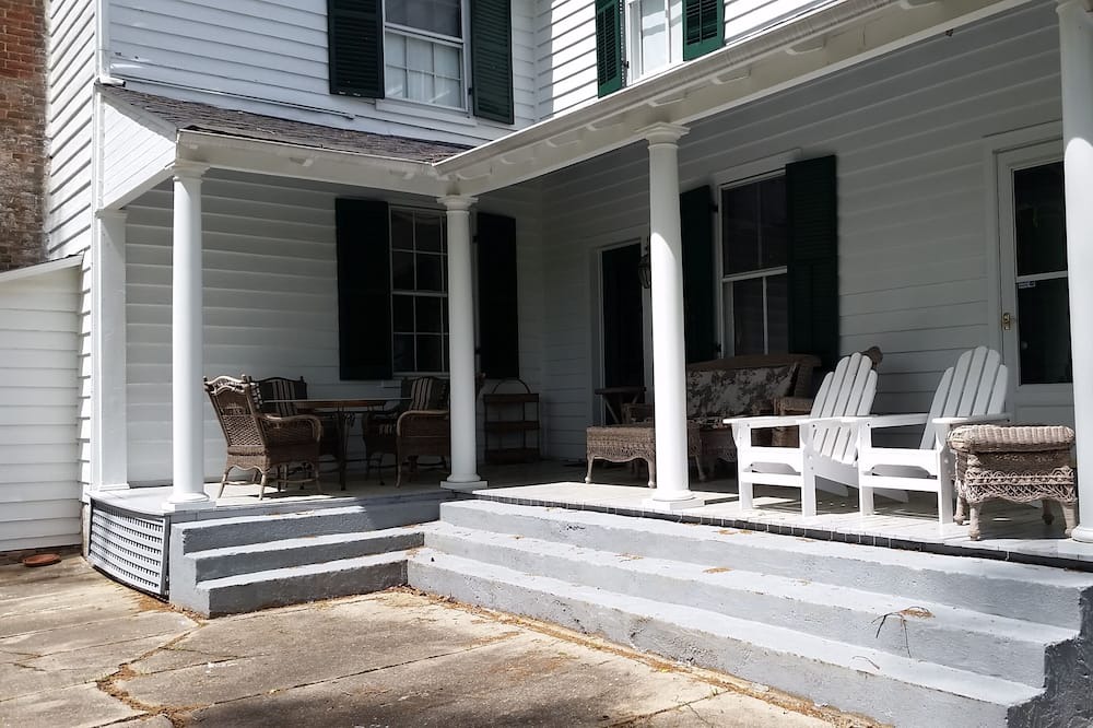 Photo of Outdoor in Quinton