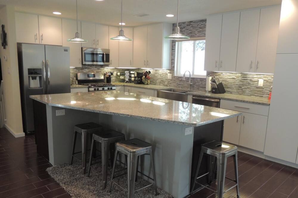 Photo of Kitchen in Onate