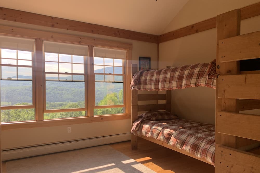 Photo of Bedroom in East Burke
