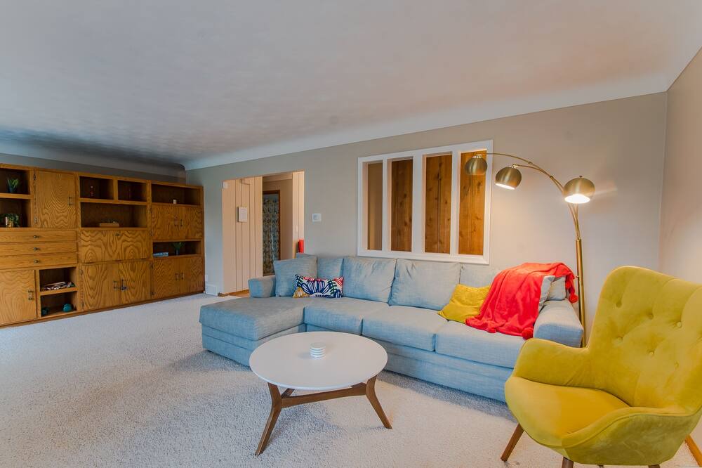 Photo of Livingroom in Highland