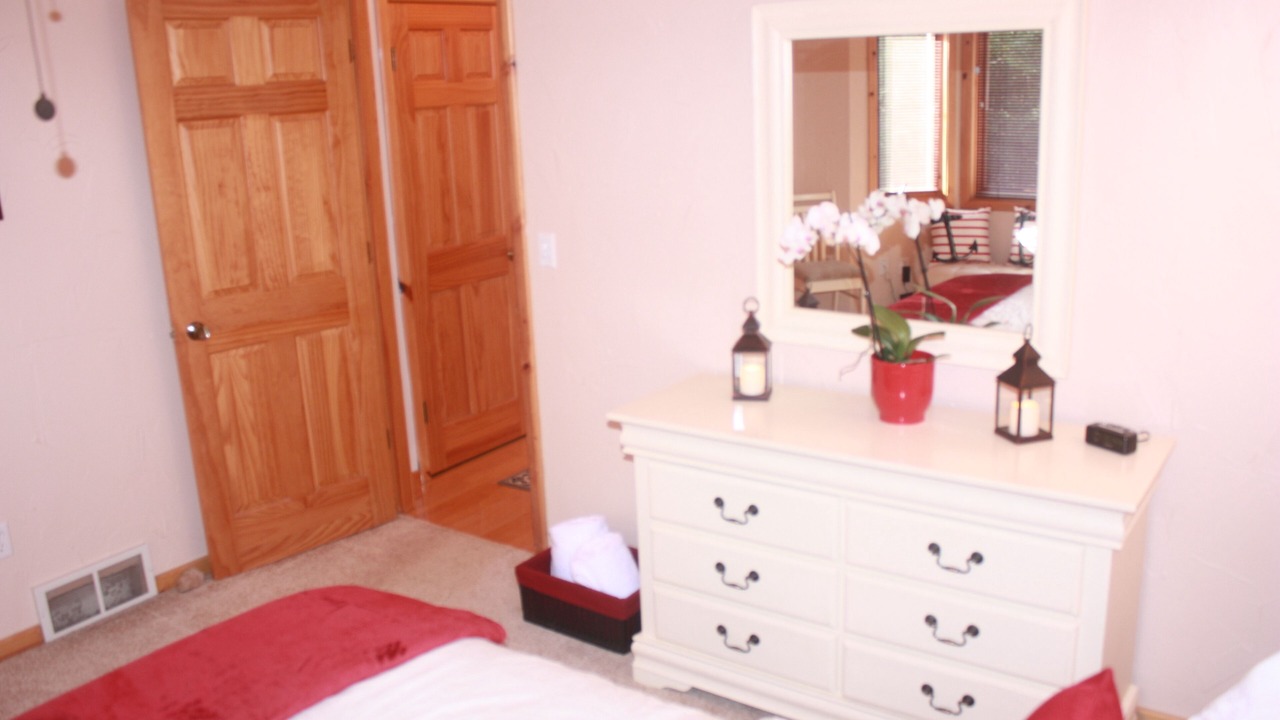 Photo of Bedroom in Crandon