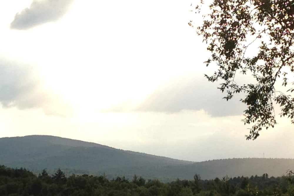 Photo of Outdoor in Lyndeborough