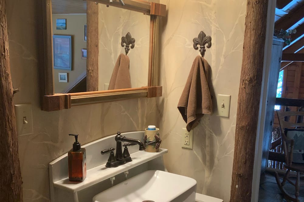 Photo of Bathroom in Malone