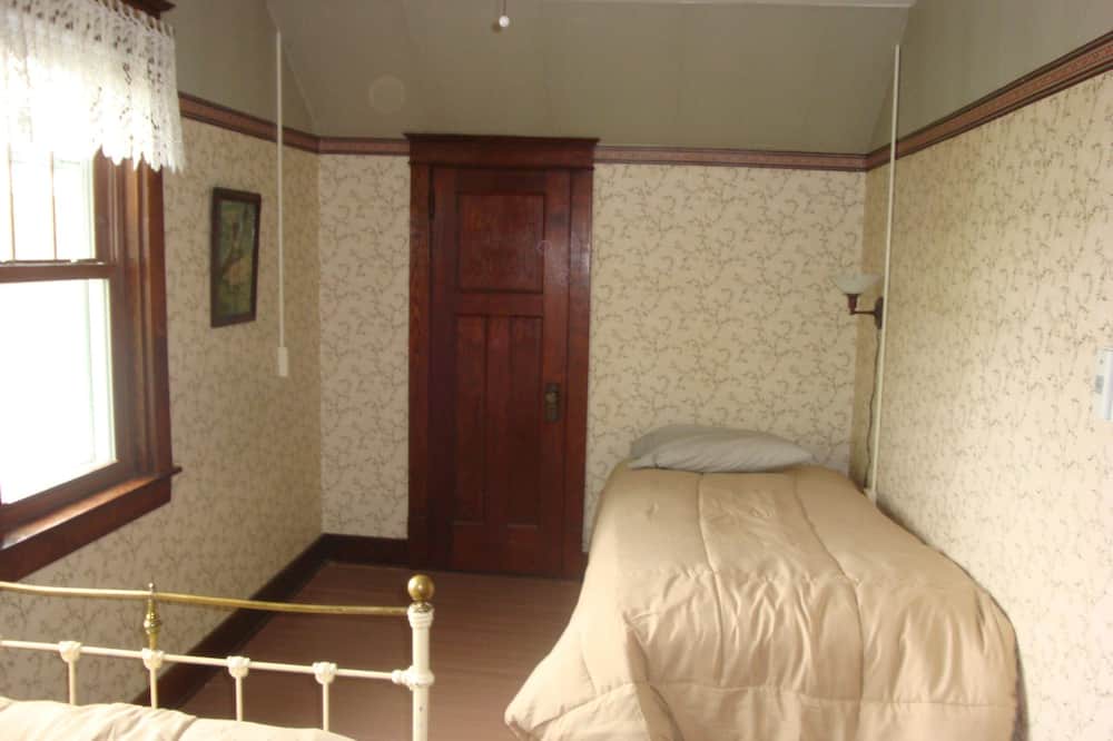 Photo of Bedroom in Lake Hallie