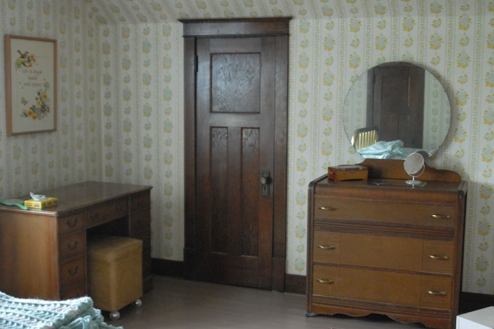 Photo of Bedroom in Lake Hallie