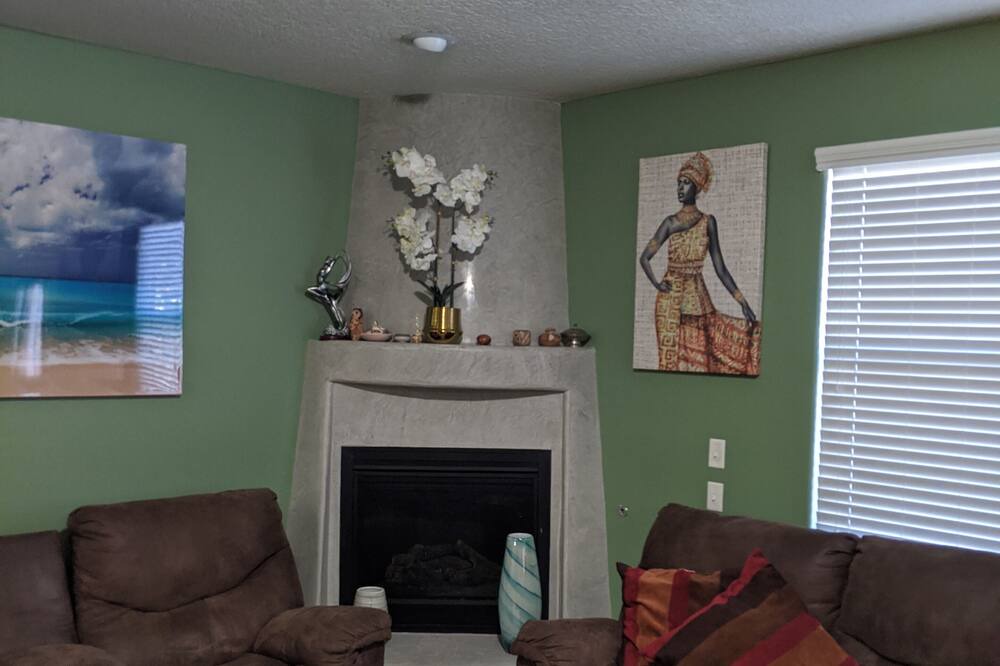 Photo of Livingroom in Santa Fe