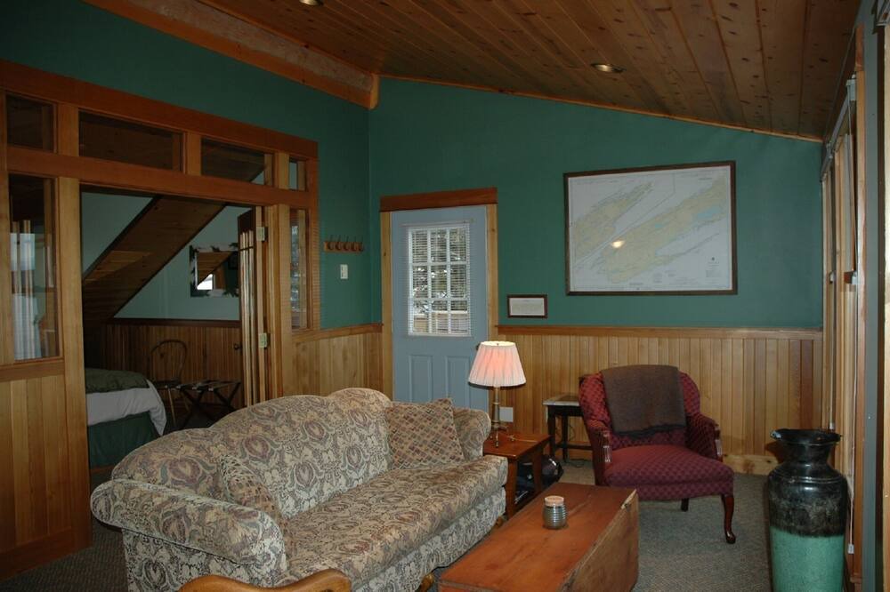 Photo of Livingroom in Grand Marais