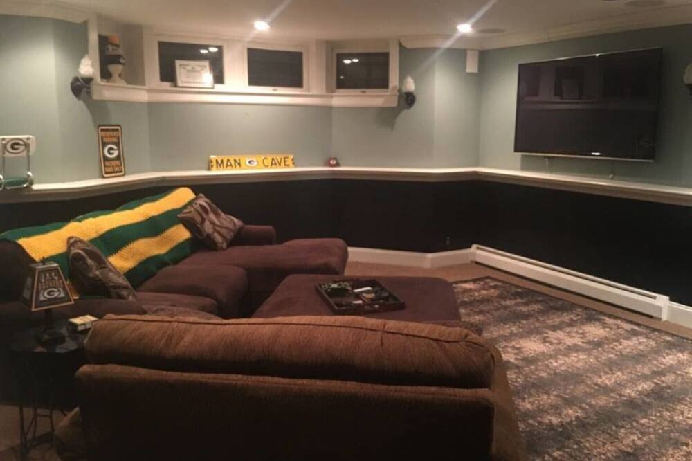 Photo of Livingroom in Merriam Park