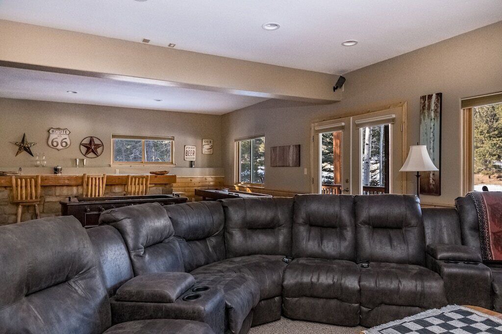 Photo of Livingroom in Angel Fire